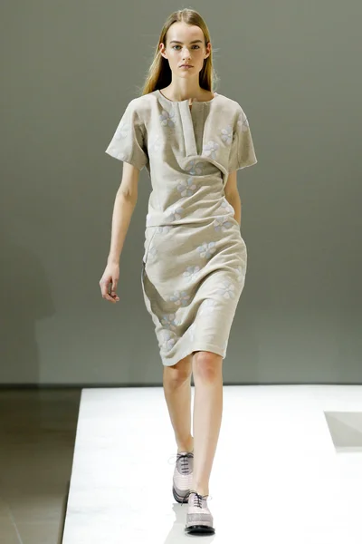 Look 4